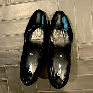 Gabor patent leather 3.5” heels. Barely worn. Fit like size 9.